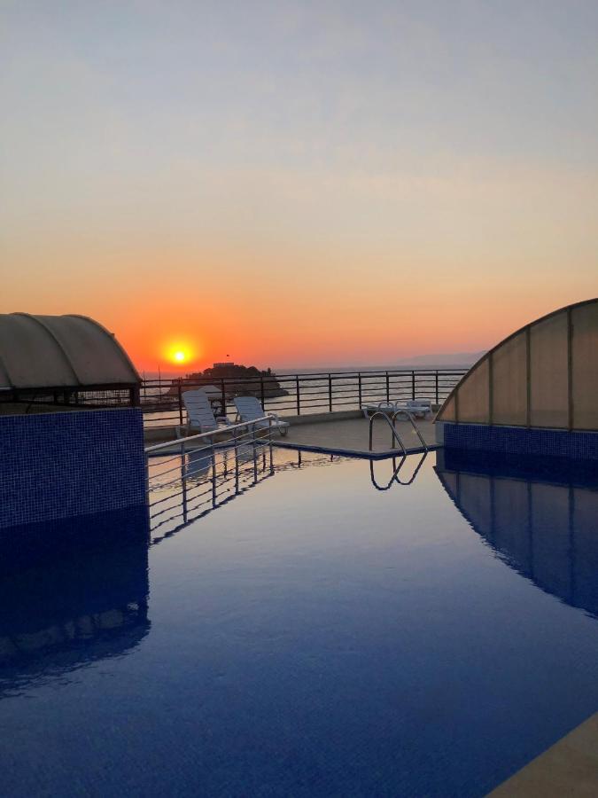 Kayhanbey Hotel クシャダス エクステリア 写真